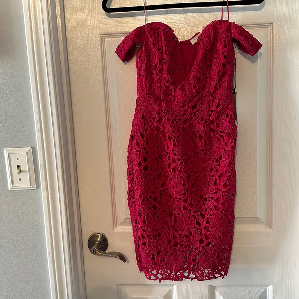 NWT Fuchsia Off the shoulder Lace Bodycon Dress